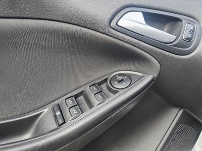 2015 Ford Focus 5dr HB SE