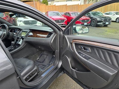 2017 Ford Taurus Limited FWD