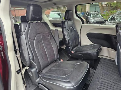 2018 Chrysler Pacifica Limited FWD