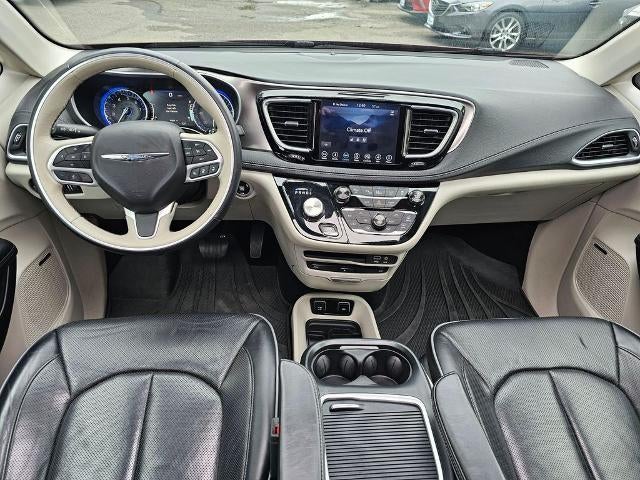 2018 Chrysler Pacifica Limited FWD
