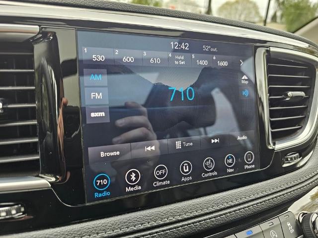 2018 Chrysler Pacifica Limited FWD