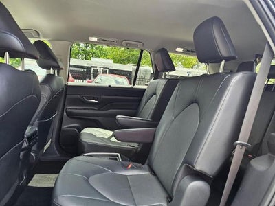 2025 Toyota Grand Highlander XLE FWD (Natl)