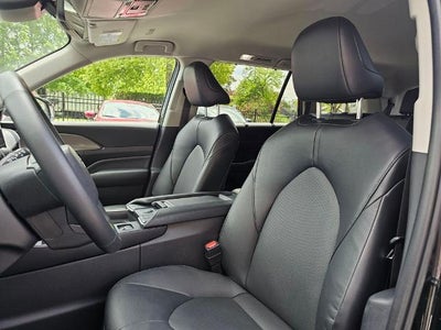 2025 Toyota Grand Highlander XLE FWD (Natl)