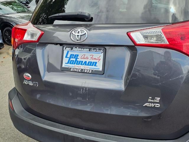2015 Toyota RAV4 AWD 4dr LE (Natl)