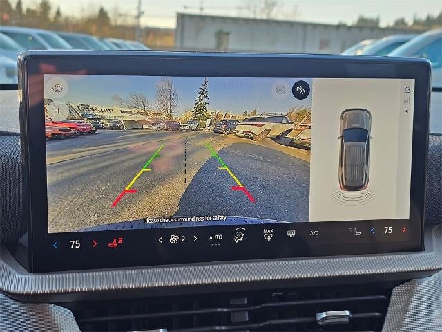 2025 Ford Explorer Active 4WD