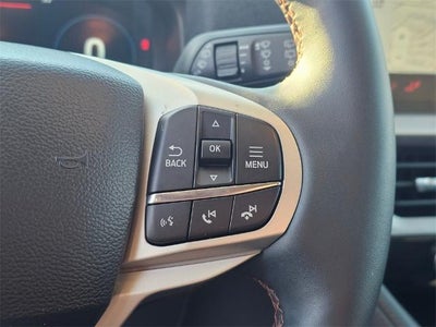 2025 Ford Explorer Active 4WD