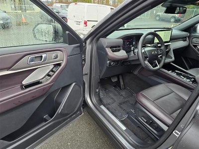 2025 Ford Explorer Platinum 4WD