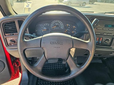 2006 GMC Sierra 1500 2WD Extended Cab Standard Box Work Truck
