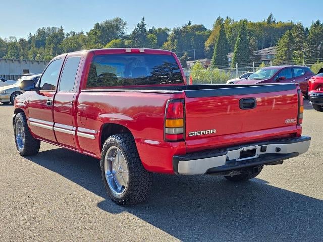 2006 GMC Sierra 1500 2WD Extended Cab Standard Box Work Truck