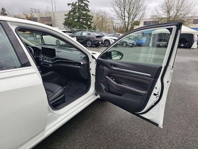 2023 Nissan Altima 2.5 SR AWD Sedan