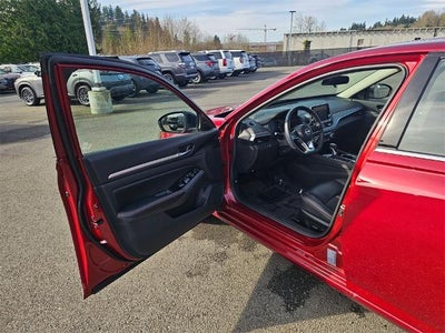 2024 Nissan Altima 2.5 SR AWD Sedan
