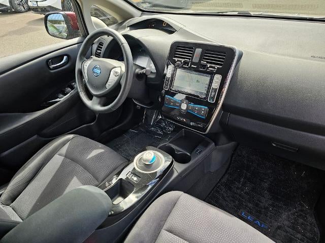 2017 Nissan LEAF SV Hatchback