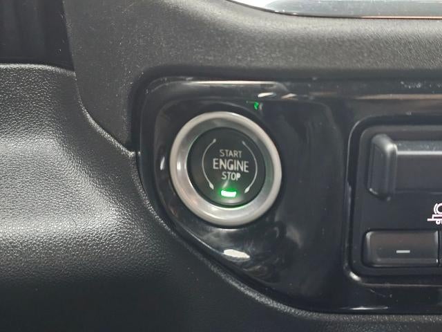 2022 Chevrolet Silverado 1500 Crew Cab Short Box 4-Wheel Drive LT Trail Boss