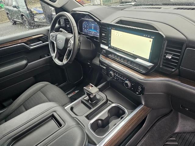 2022 Chevrolet Silverado 1500 Crew Cab Short Box 4-Wheel Drive LT Trail Boss