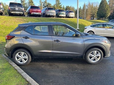 2024 Nissan Kicks S FWD