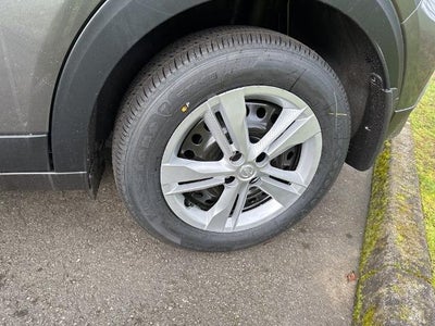 2024 Nissan Kicks S FWD