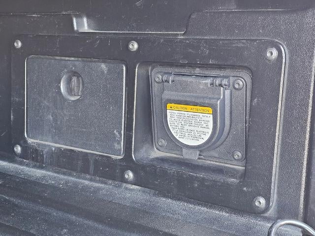 2021 Toyota Tacoma 4WD 4WD TRD Sport Double Cab 5' Bed V6 MT (Natl)