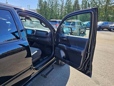 2021 Toyota Tacoma 4WD 4WD TRD Sport Double Cab 5' Bed V6 MT (Natl)