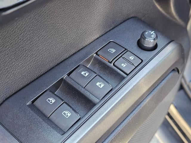 2021 Toyota Tacoma 4WD 4WD TRD Sport Double Cab 5' Bed V6 MT (Natl)