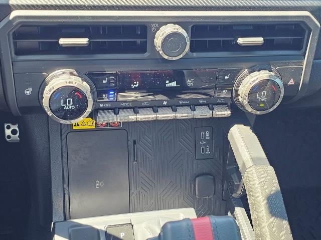 2025 Toyota Tacoma 4WD 4WD TRD Pro Hybrid Double Cab 5' Bed AT (Natl)