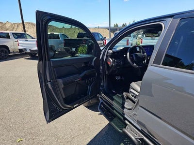2025 Toyota Tacoma 4WD 4WD TRD Pro Hybrid Double Cab 5' Bed AT (Natl)