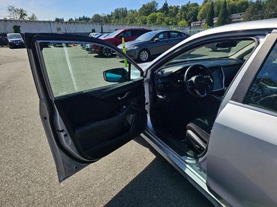 2022 Subaru Legacy Premium CVT