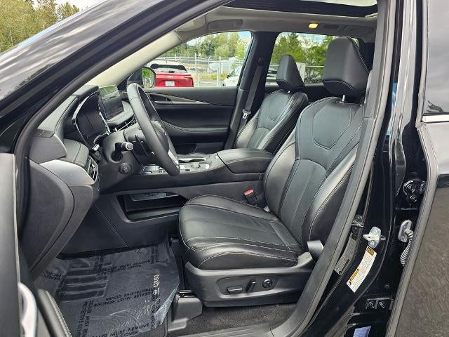 2025 INFINITI QX60 LUXE AWD