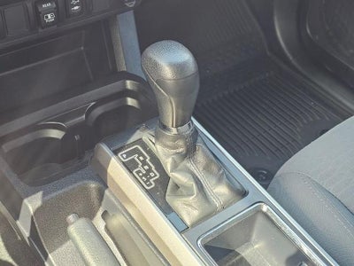 2019 Toyota Tacoma 2WD 2WD SR5 Double Cab 6' Bed V6 AT (GS)