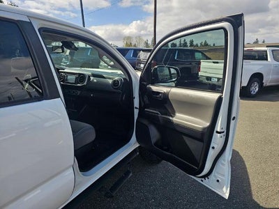 2019 Toyota Tacoma 2WD 2WD SR5 Double Cab 6' Bed V6 AT (GS)