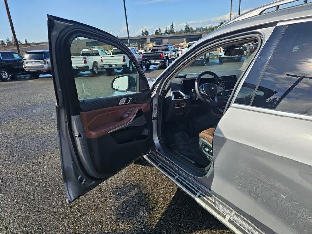 2026 BMW X7 xDrive40i Sports Activity Vehicle