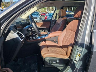 2026 BMW X7 xDrive40i Sports Activity Vehicle