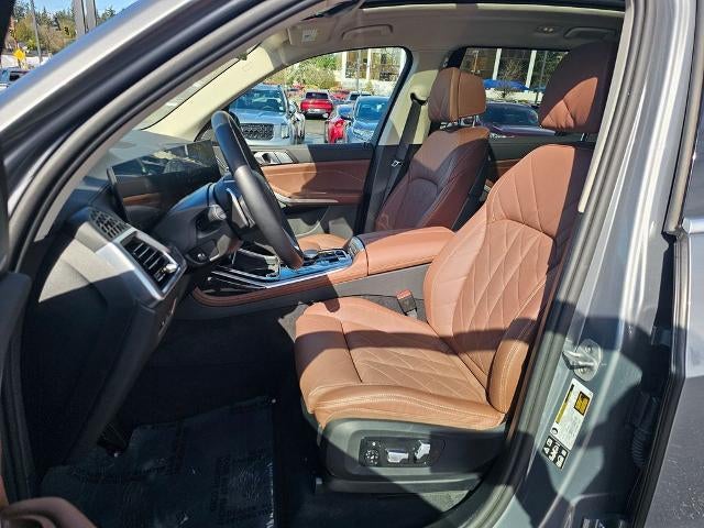 2026 BMW X7 xDrive40i Sports Activity Vehicle