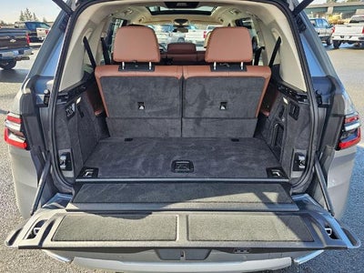 2026 BMW X7 xDrive40i Sports Activity Vehicle