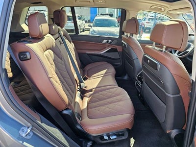 2026 BMW X7 xDrive40i Sports Activity Vehicle