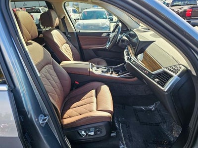 2026 BMW X7 xDrive40i Sports Activity Vehicle