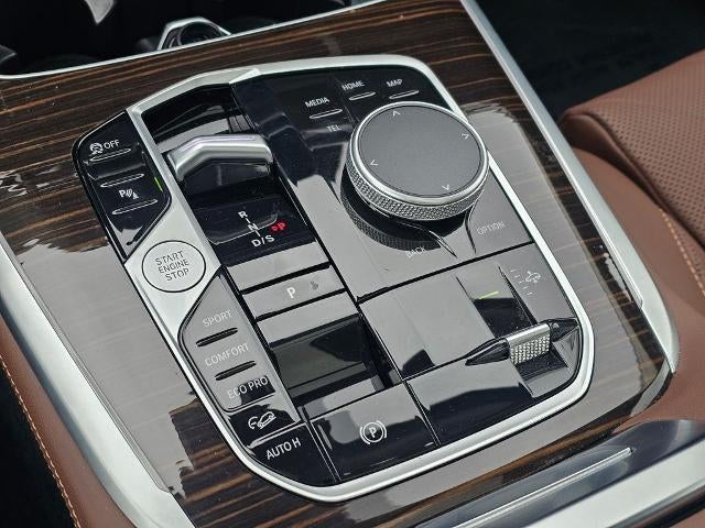 2026 BMW X7 xDrive40i Sports Activity Vehicle