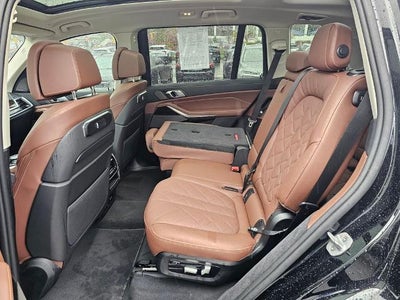 2026 BMW X7 xDrive40i Sports Activity Vehicle