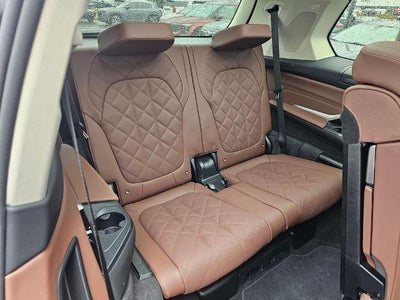 2026 BMW X7 xDrive40i Sports Activity Vehicle