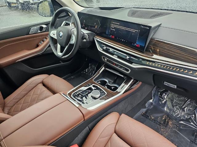 2026 BMW X7 xDrive40i Sports Activity Vehicle