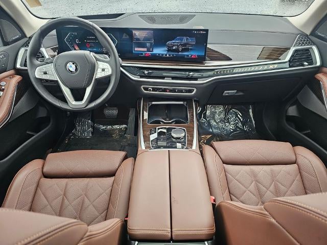2026 BMW X7 xDrive40i Sports Activity Vehicle
