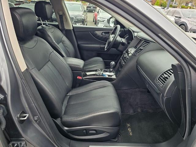 2017 INFINITI QX70 AWD
