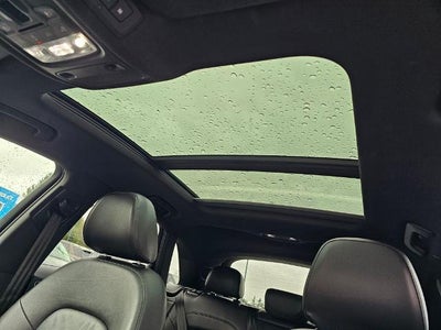 2018 Audi Q3 2.0 TFSI Premium quattro AWD