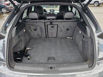 2018 Audi Q3 2.0 TFSI Premium quattro AWD