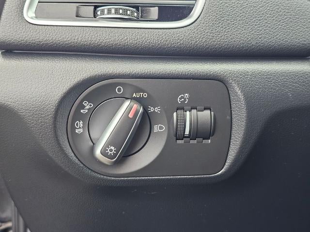 2018 Audi Q3 2.0 TFSI Premium quattro AWD