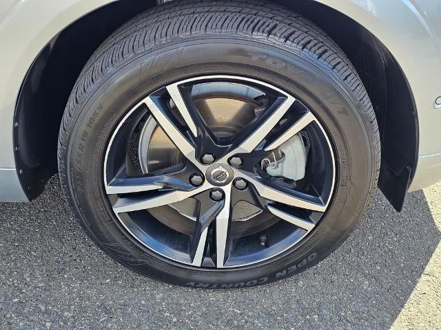 2018 Volvo XC60 T8 eAWD Plug-In Hybrid R-Design