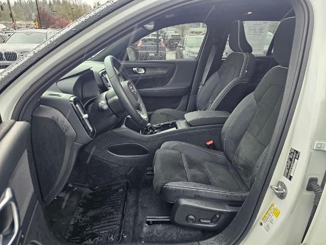 2023 Volvo XC40 Recharge Pure Electric Twin eAWD Plus