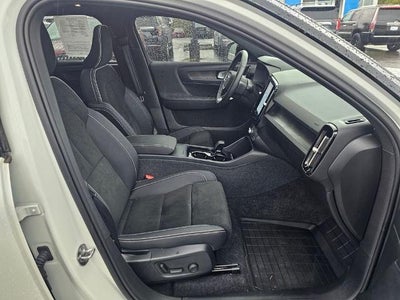 2023 Volvo XC40 Recharge Pure Electric Twin eAWD Plus
